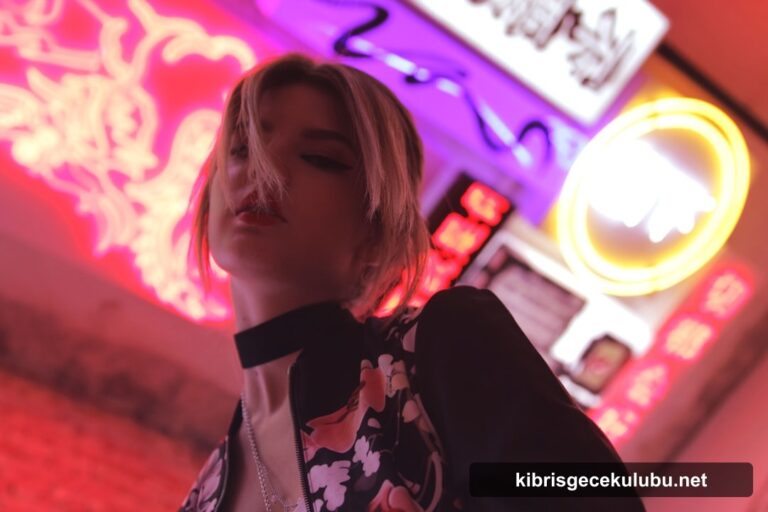 Kıbrıs Monamour Gece Kulübü